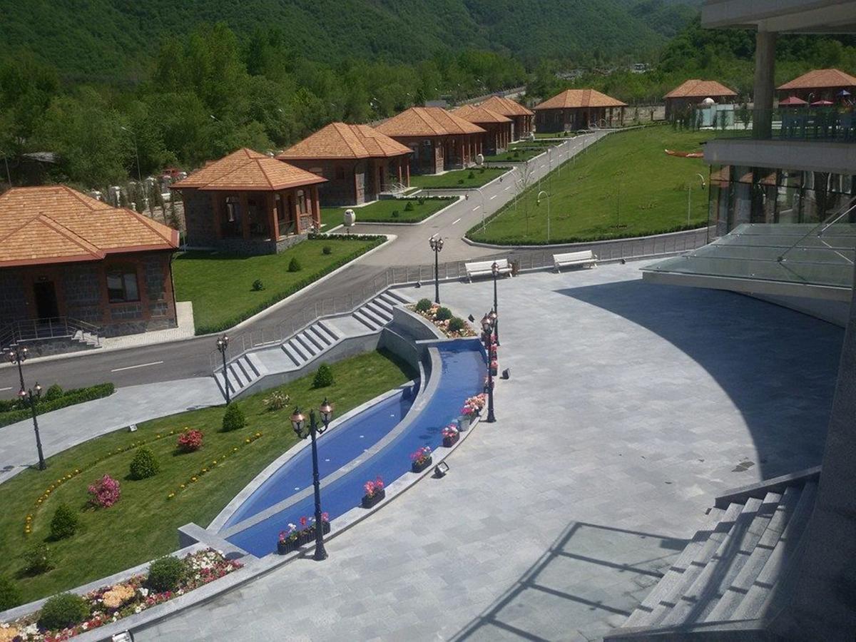 מלון Sheki Park מראה חיצוני תמונה